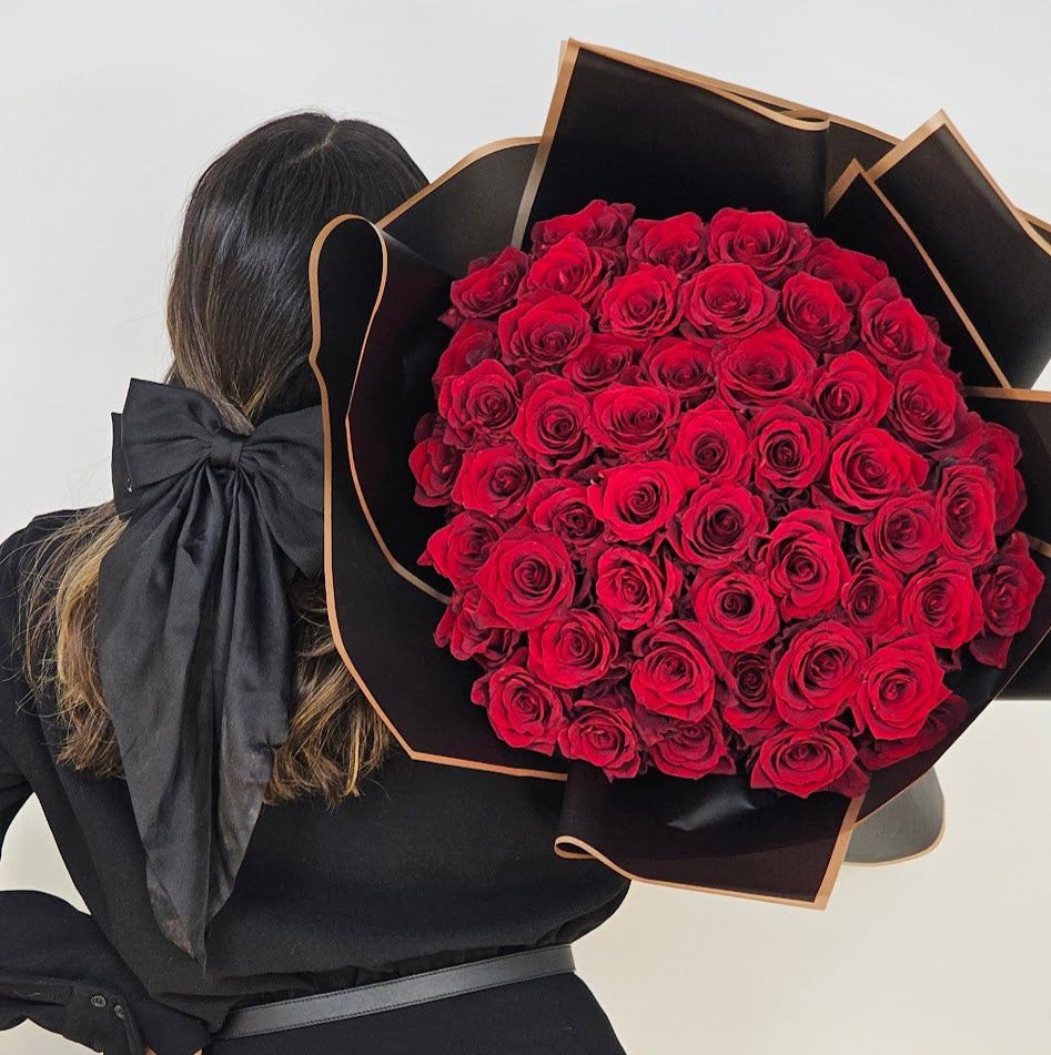 100 Red Roses Bouquet, 800 Flower